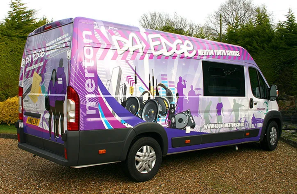 Red Kite Urbie Minibus