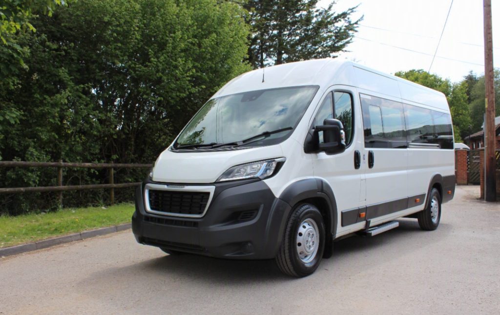 IMG_3359 - 17 seat bus0207